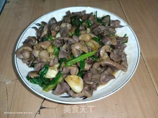 鸭肾炒葱段的做法步骤：7