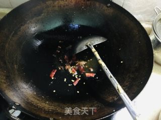 酥骨小鲫鱼的做法步骤：6