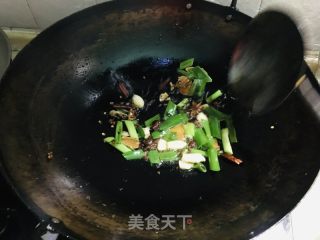 酥骨小鲫鱼的做法步骤：7