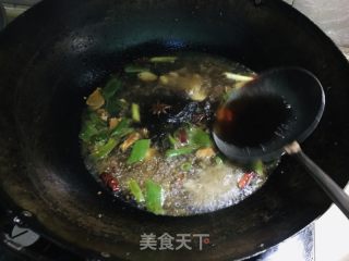 酥骨小鲫鱼的做法步骤：9