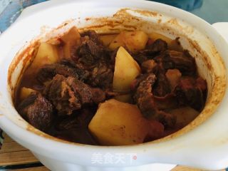 砂锅土豆炖牛肉的做法