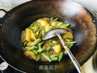 砂锅酸菜粉条炖红烧肉的做法步骤：11