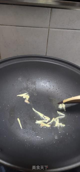 海虾萝卜丝汤的做法步骤：4