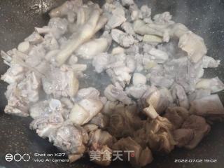 嫩姜红烧鸭子的做法步骤：4