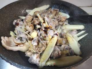 嫩姜红烧鸭子的做法步骤：6