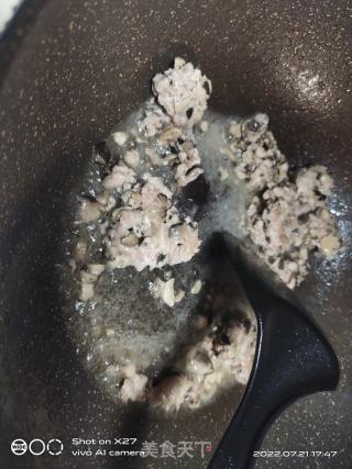 肉末炒豆角的做法步骤：2