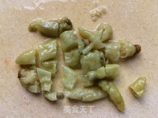 泡椒柠檬手撕鸡的做法步骤：10