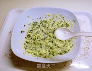 菠菜饼的做法步骤：5