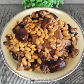 香菇黄豆烧大排的做法