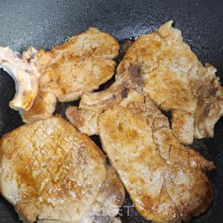香菇黄豆烧大排的做法步骤：4