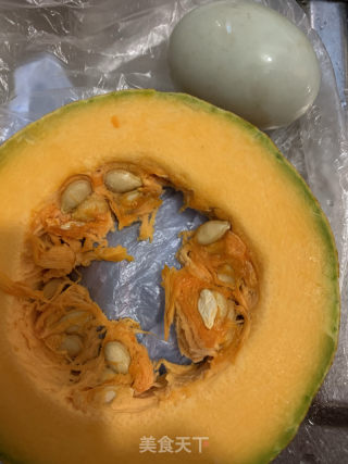 ????金沙南瓜圈????的做法步骤：1