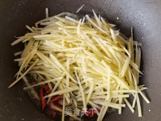 双椒土豆丝的做法步骤：7