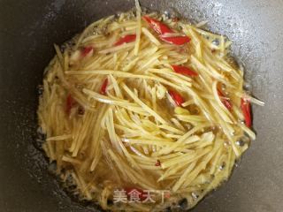 双椒土豆丝的做法步骤：10