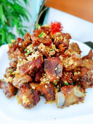 蒜香排骨的做法步骤：23