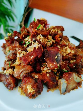 蒜香排骨的做法步骤：24