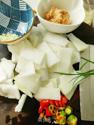 肉末冬瓜的做法步骤：1