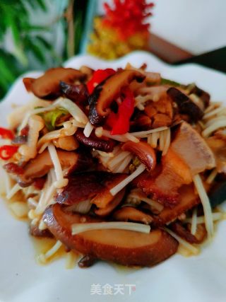 双菇炒肉的做法步骤：10