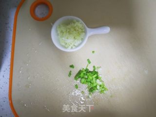 油泼面的做法步骤：2