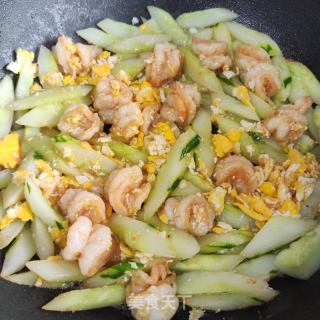 黄瓜鸡蛋炒虾仁的做法步骤：7