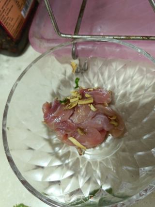 凤尾滑肉汤的做法步骤：3