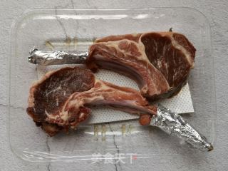 香煎法式羊排的做法步骤：1