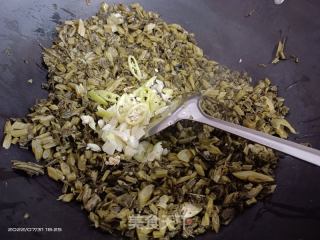 炒水捞菜的做法步骤：5
