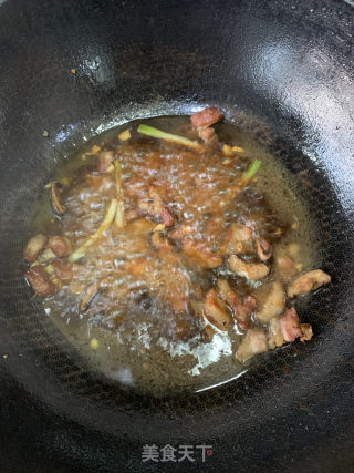 潮汕五花肉焖腐竹的做法步骤：4