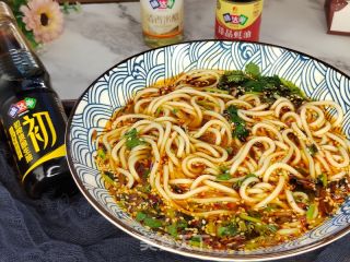 酸辣汤拌面的做法步骤：11