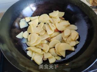 秋葵炒土豆的做法步骤：4