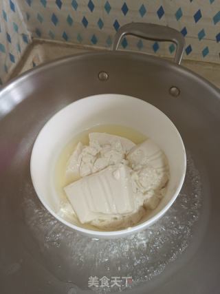 香辣辣豆腐脑的做法步骤：1