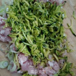 南瓜肉馄饨的做法步骤：7