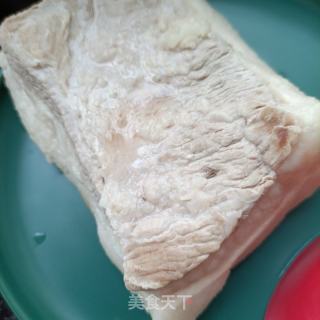 皱皮椒回锅肉的做法步骤：4