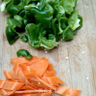 皱皮椒回锅肉的做法步骤：7