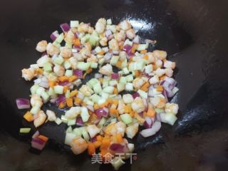 虾仁炒米饭的做法步骤：6