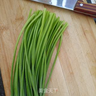 韭苔回锅肉的做法步骤：1