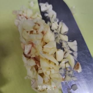 蒜蓉炒红苋菜的做法步骤：3