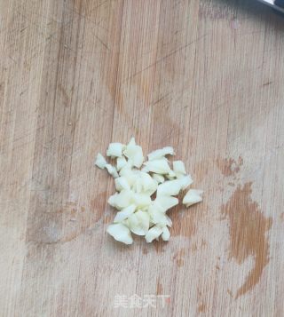 蒜香油菜的做法步骤：2
