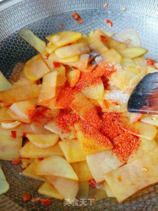 香辣土豆片的做法步骤：15