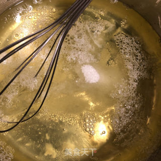 蛋白舒芙蕾的做法步骤：1
