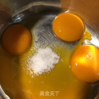 葱香杯子蛋糕的做法步骤：1