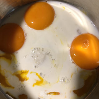 葱香杯子蛋糕的做法步骤：2