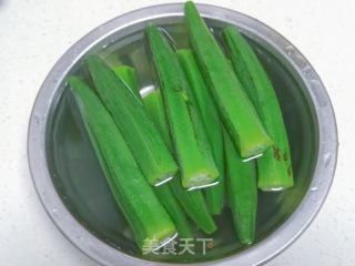 凉拌秋葵的做法步骤：5