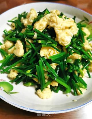 鸡蛋炒韭菜花的做法步骤：9