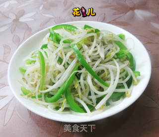 柿子椒炒绿豆芽的做法