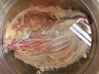 电压力锅酱牛腱的做法步骤：2