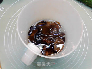 凉拌黄瓜木耳的做法步骤：5