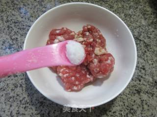 水笋烧油面筋塞肉的做法步骤：4