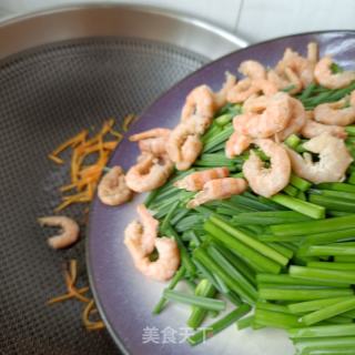 海米炒韭苔的做法步骤：8
