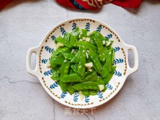 蒜蓉清炒荷兰豆的做法