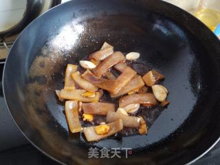 肉皮南瓜烧土豆的做法步骤：4